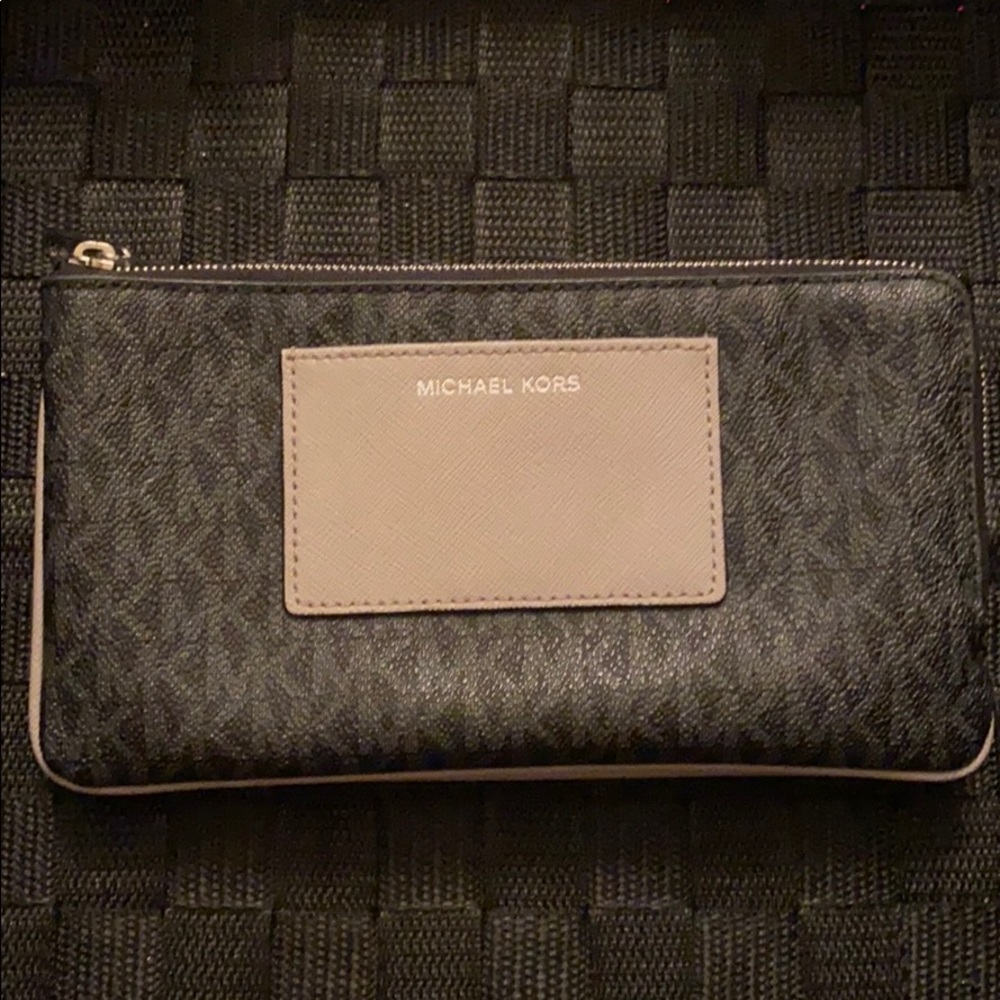 Silver Michael Kors Wallet